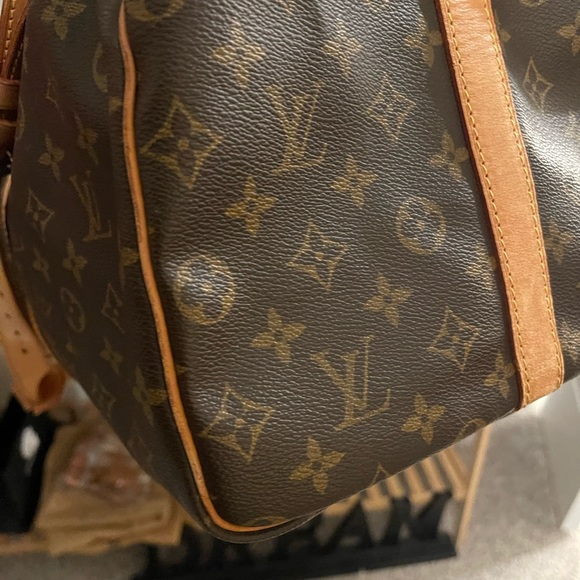 LOUIS VUITTON MONOGRAM KEEPALL 60. FREE AUTHENTICATION. In amazing condition 💕 - Picture 8 of 10